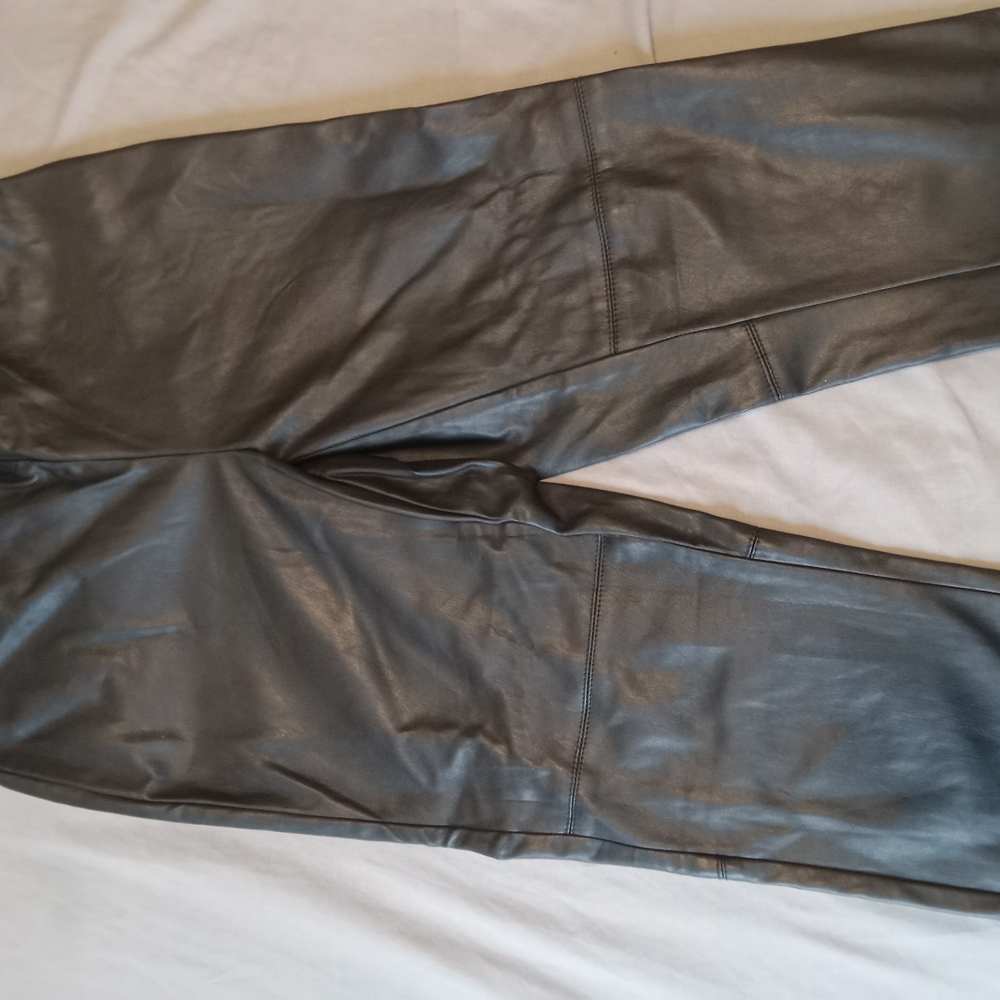 Reitmans Black Leather Pants Size7